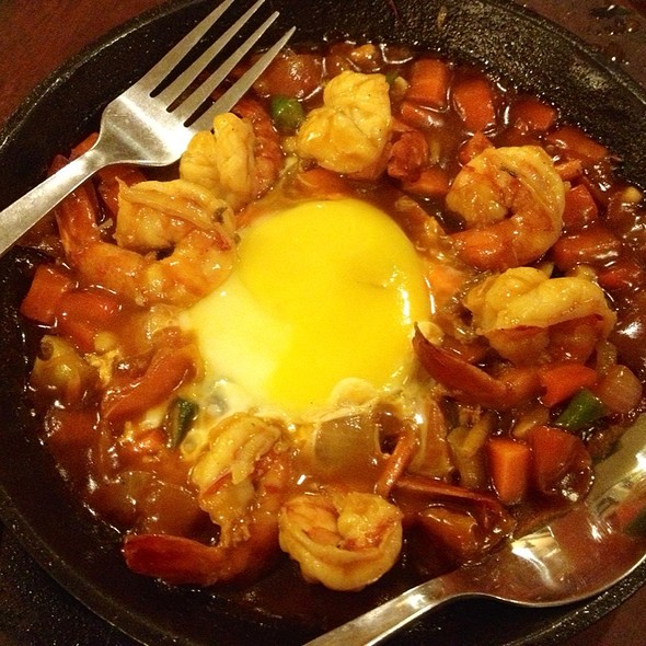 Wego推薦宿霧海鮮餐廳 stk-ta-bay Sizzling Gambas Wego推薦 宿霧推薦海鮮餐廳STK ta Bay-Sizzling-Gambas