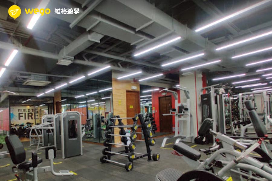Gold’s Gym- Baseline 環境 宿霧健身房Gold's Gym- Baseline