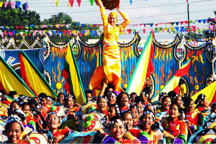 菲律賓節日推薦-Dinagyang_Festival 菲律賓節日推薦-Dinagyang_Festival
